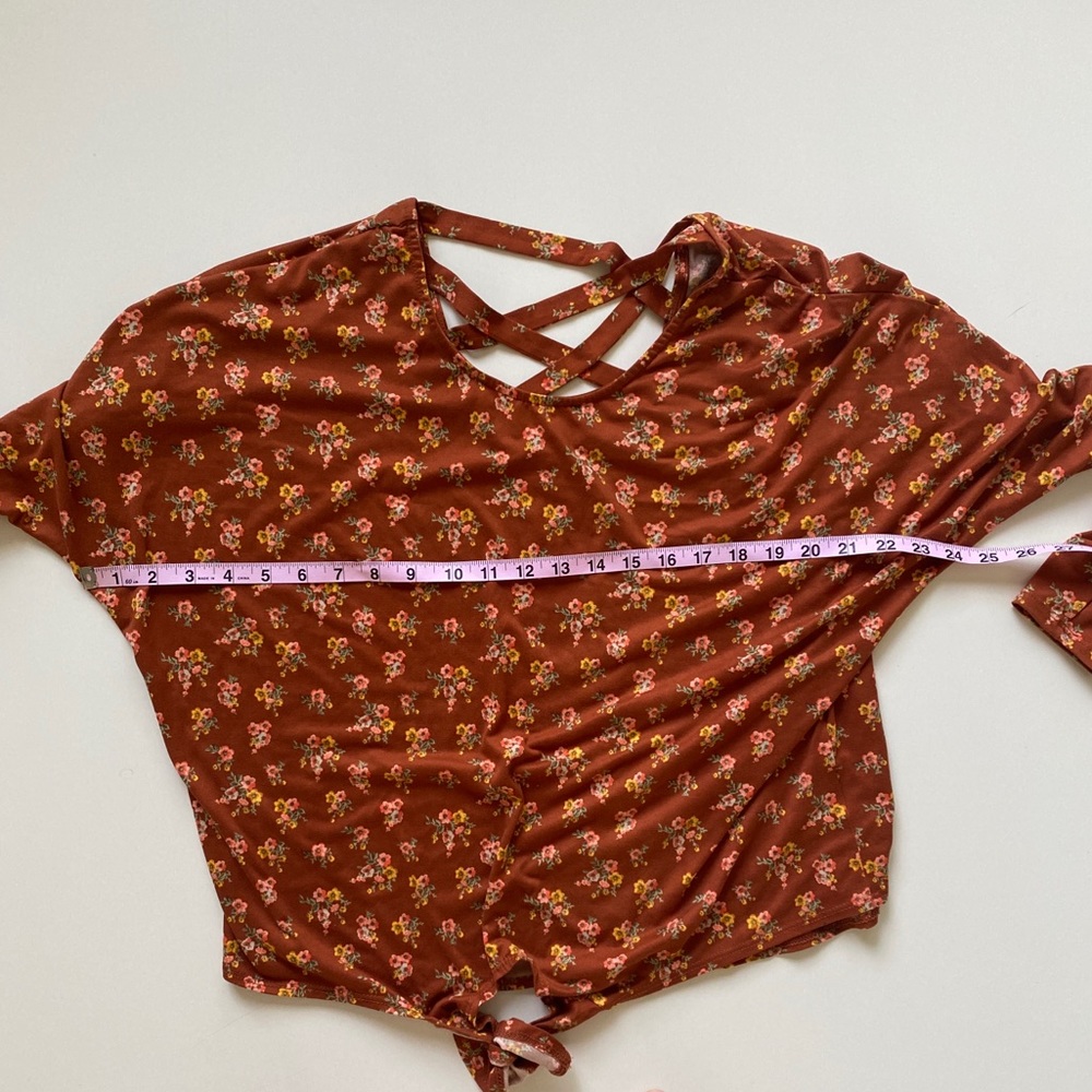 IZ Byer Boho Orange Floral Cross Back Tie Front Long Sleeve Top Juniors Small - Picture 6 of 7
